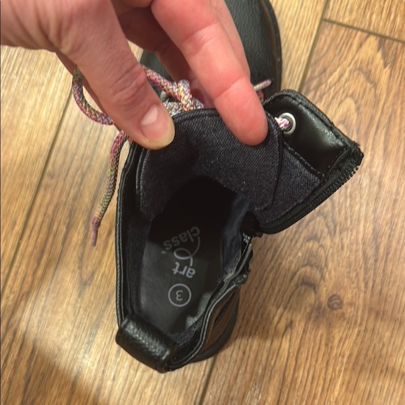 Black Boots with Multicolor Laces - Picture 7 of 7